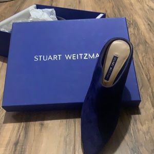 New velvet close front heals